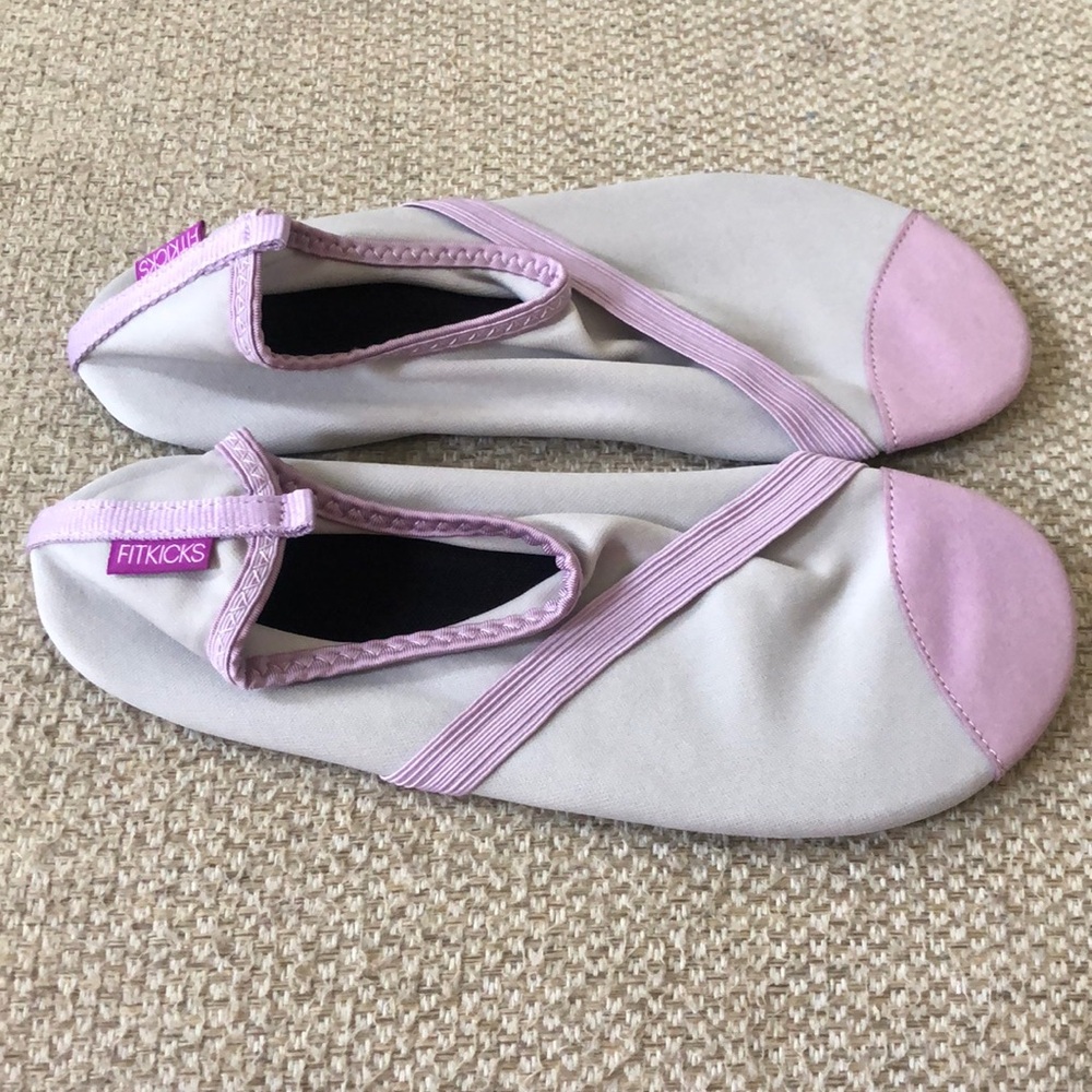 Women's Fitkicks® Shoes- Light Gray Purple Accent, Excellent condition, like new